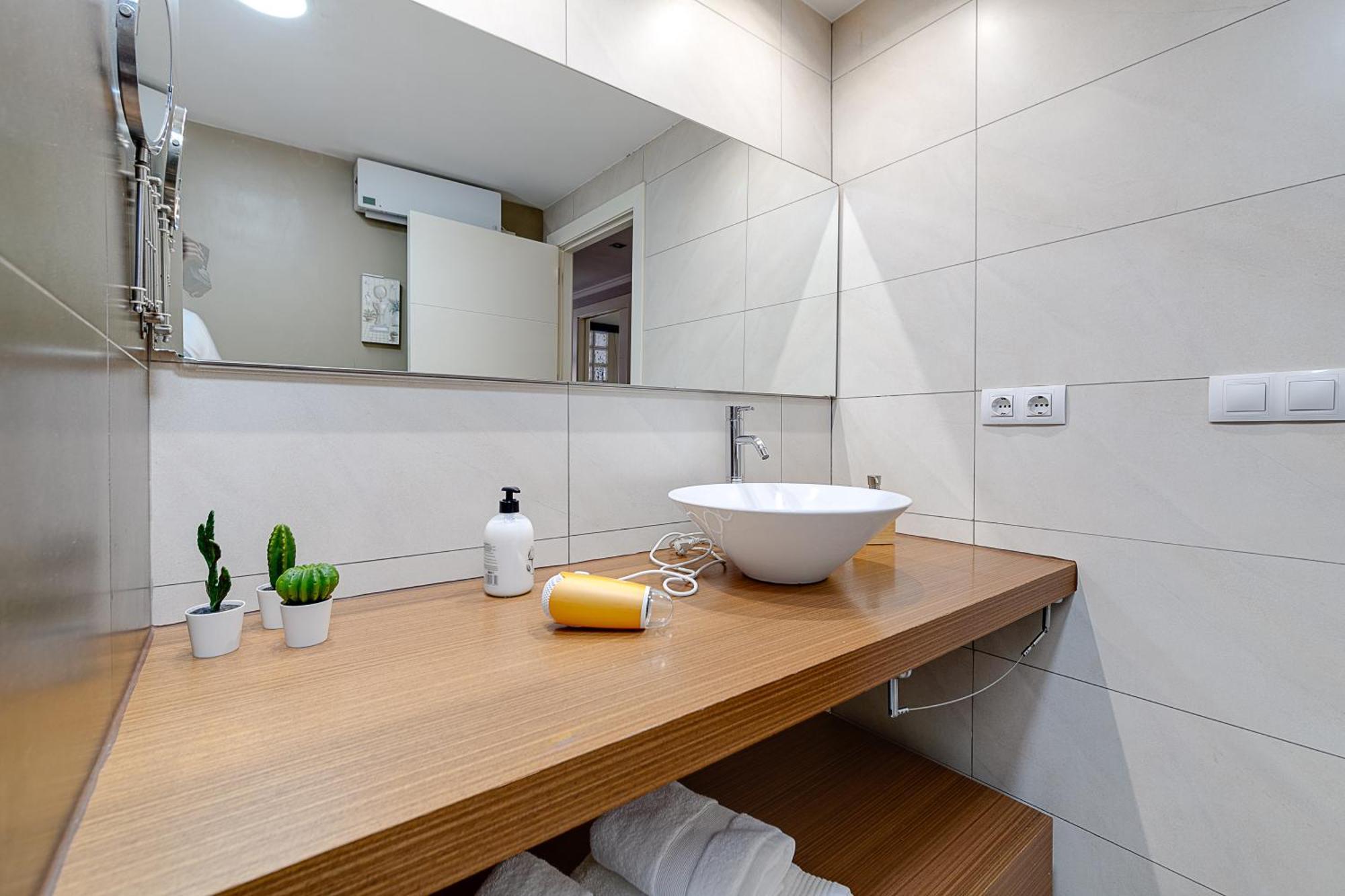 Hb Apartments - Mercado Central - Rambla Alicante - La Suite De La Playa Екстер'єр фото